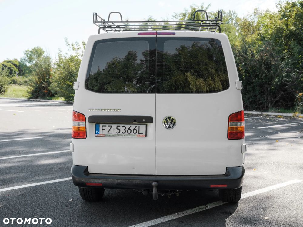 Volkswagen Transporter T5 - 16