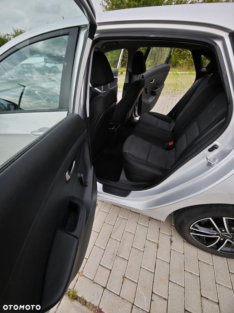 Hyundai i30 1.6 CRDi Comfort - 10