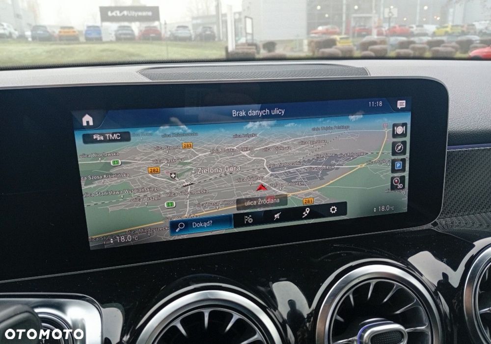 Mercedes-Benz GLB - 36