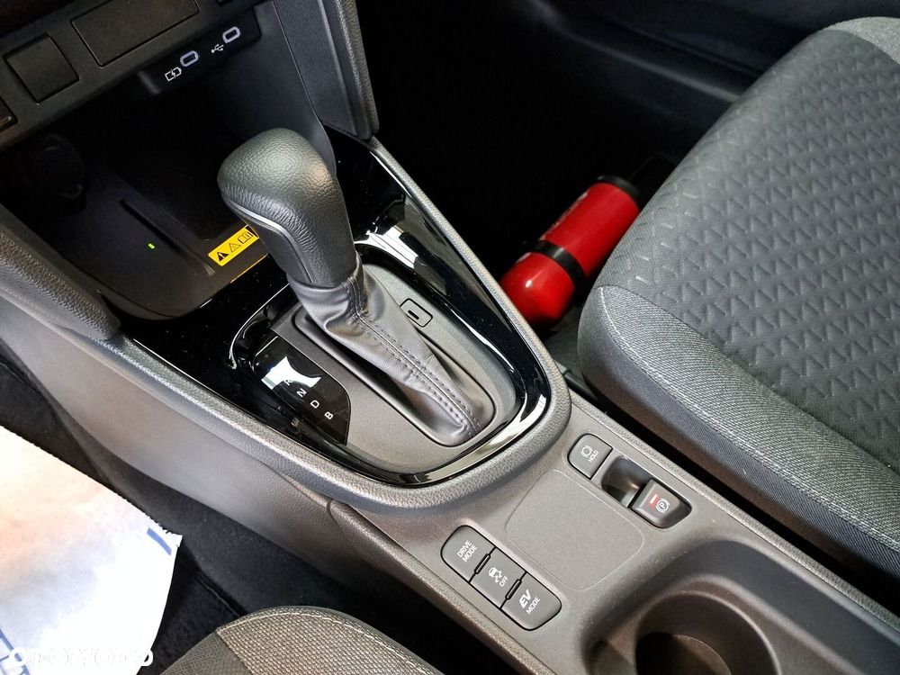 Toyota Yaris Cross Hybrid 1.5 Style - 30