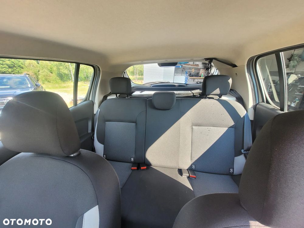 Dacia Sandero 1.2 16V Ambiance - 11