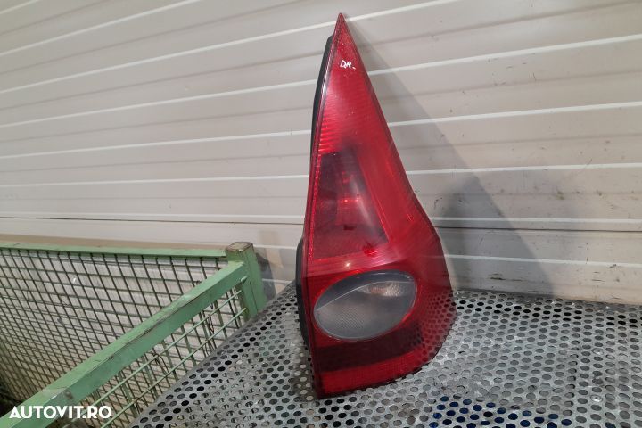 Lampa / Tripla stop dreapta pe aripa Renault Megane 2 [2002 - 2006] w - 1