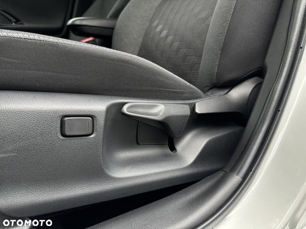 Toyota Yaris Hybrid 1.5 Style - 18
