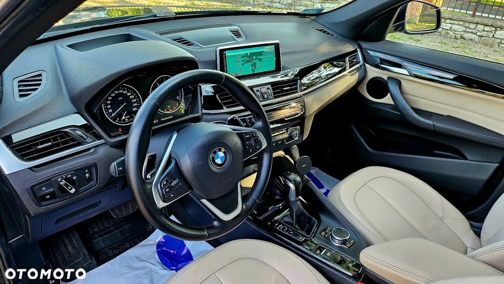 BMW X1 xDrive20d xLine sport - 25