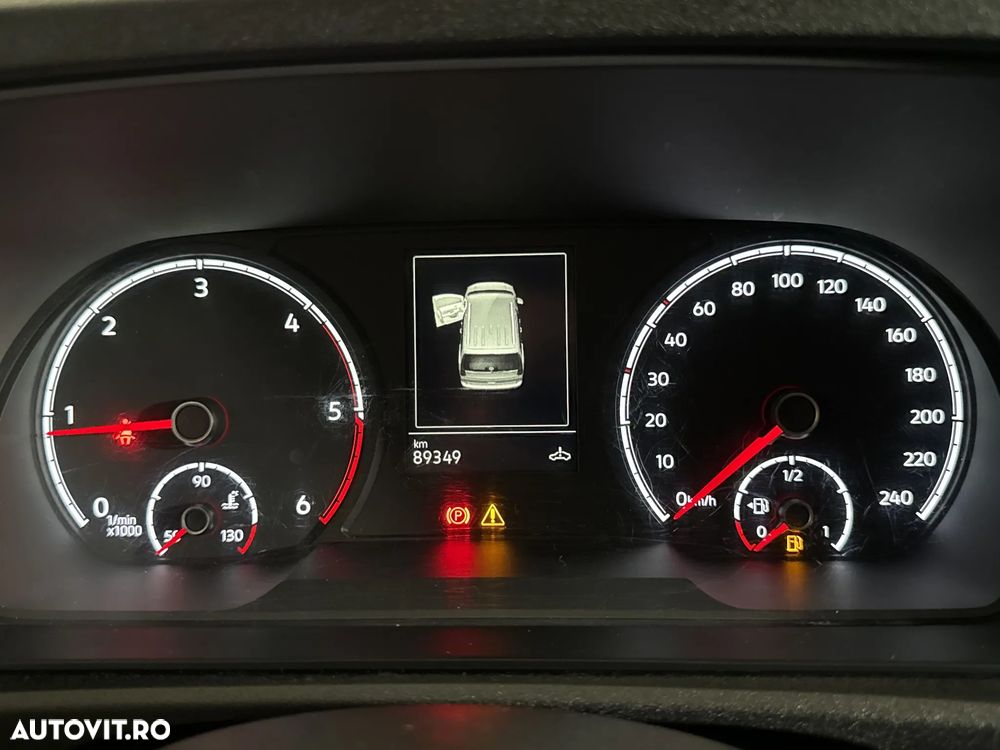 Volkswagen Caddy - 10