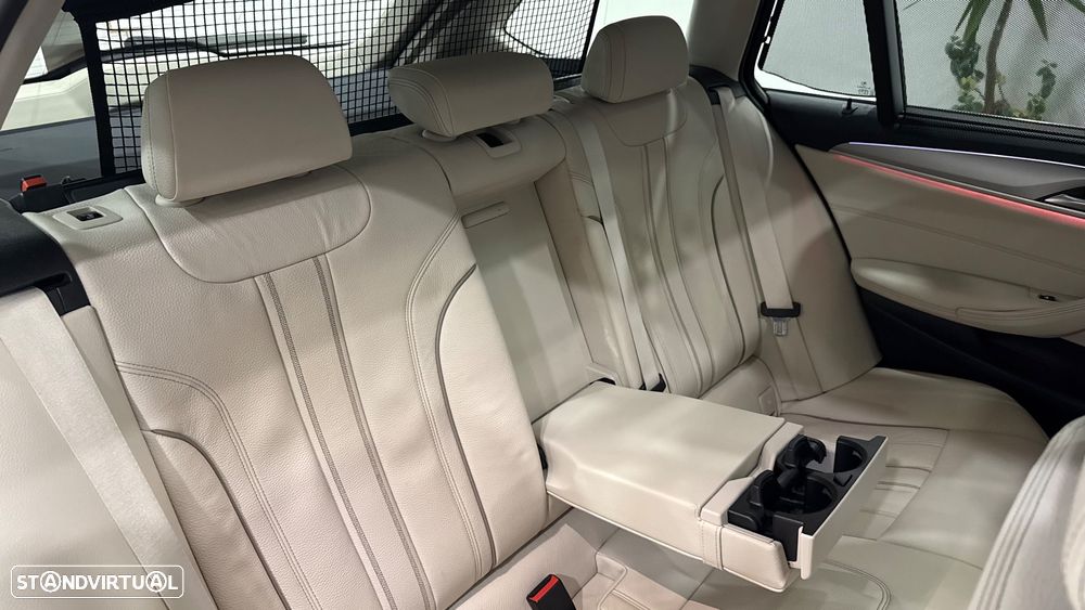 BMW 520 e Touring Aut. Luxury Line - 29