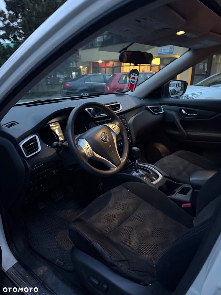 Nissan Rogue - 13