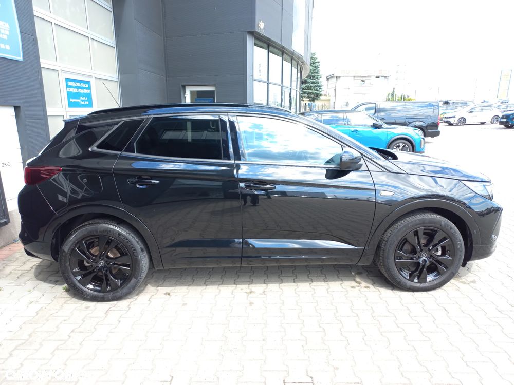 Opel Grandland 1.2 T GS S&S - 4