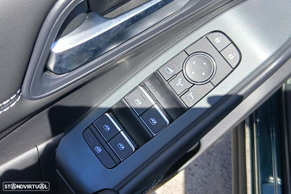 Nissan Qashqai 1.3 DIG-T N-Connecta LED Xtronic - 11