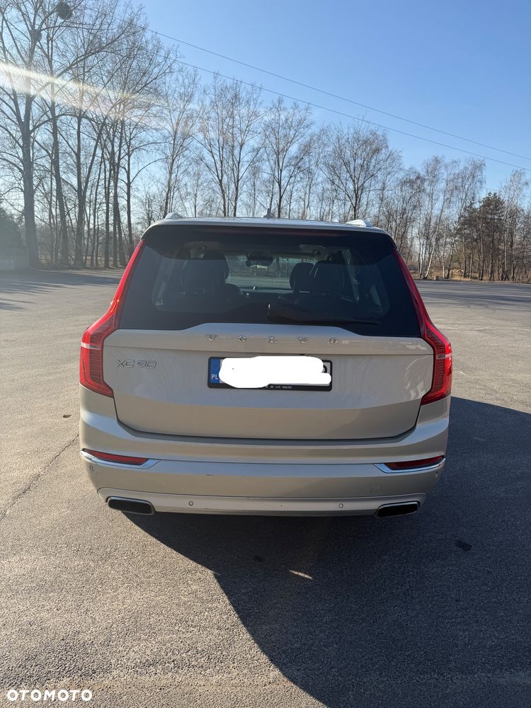 Volvo XC 90 D5 AWD Geartronic Inscription - 3