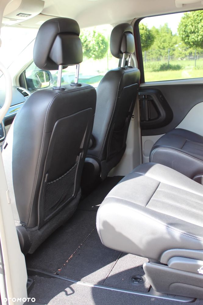 Chrysler Town & Country 3.6 Touring - 10