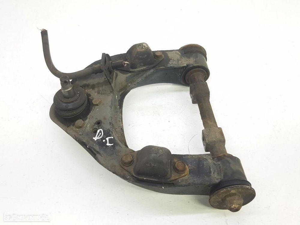 BRAÇO SUSPENSÃO SUPERIOR FRENTE ESQUERDO MITSUBISHI L200 K70 - 1