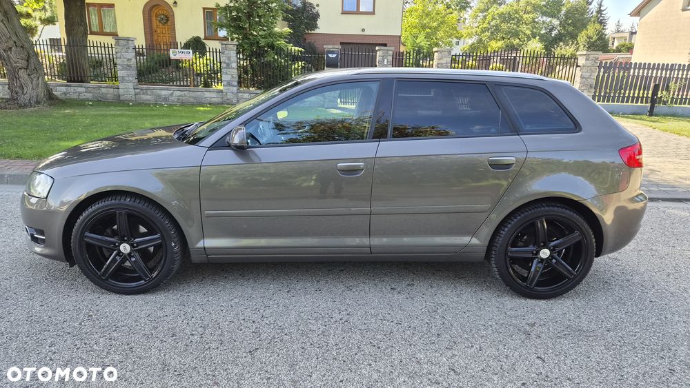 Audi A3 Sportback 1.4 TFSI S tronic Ambiente - 3