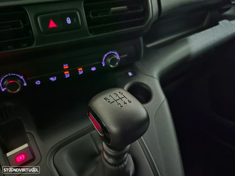 Peugeot Partner LONGA - 2023 - 100.000KM | GARANTIA | NAC - 3 LUG. - 13