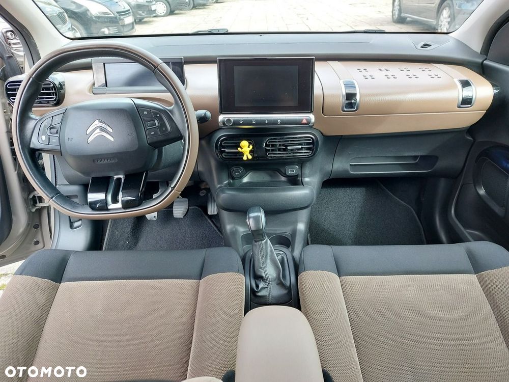 Citroën C4 Cactus - 17