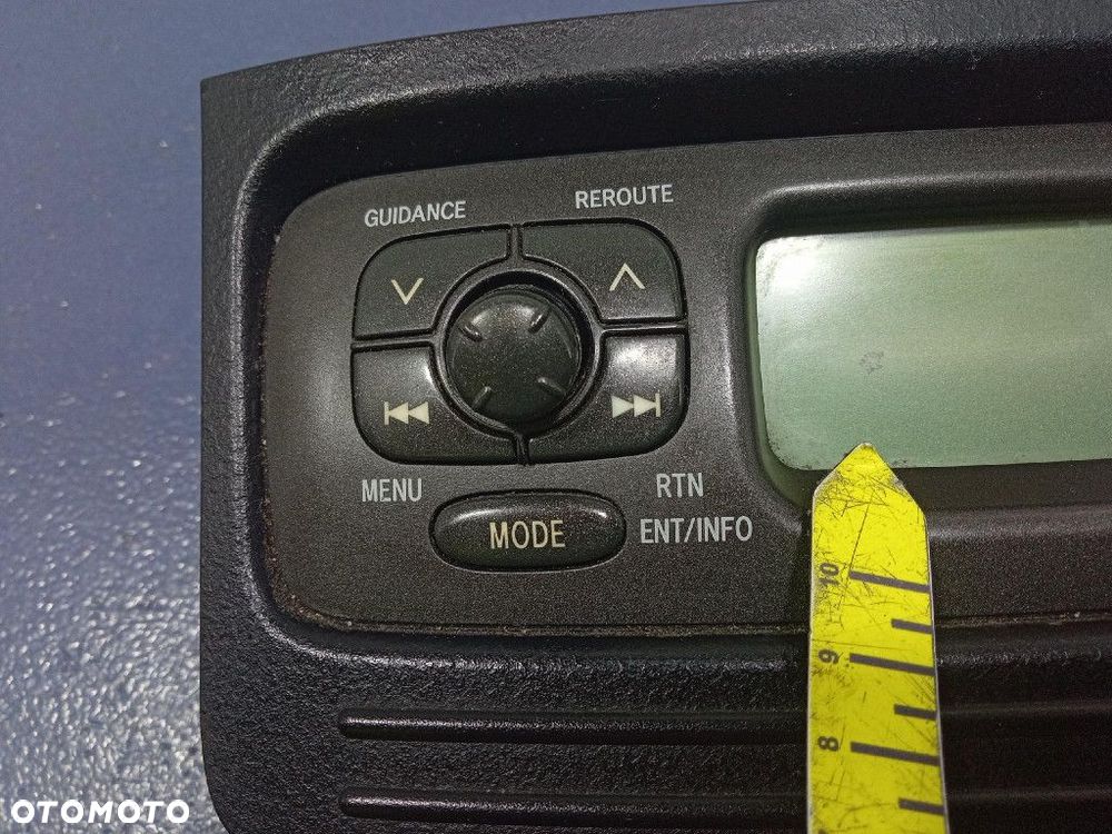 TOYOTA YARIS VERSO WYŚWIETLACZ RADIO - 8