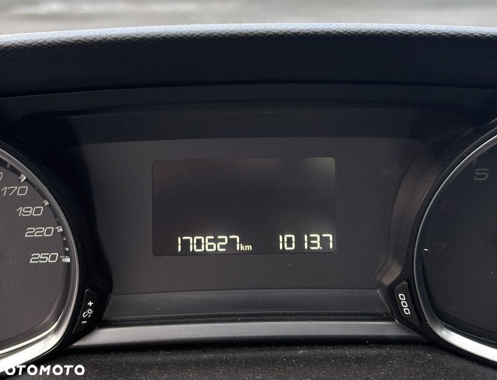 Peugeot 308 1.6 THP Allure - 9