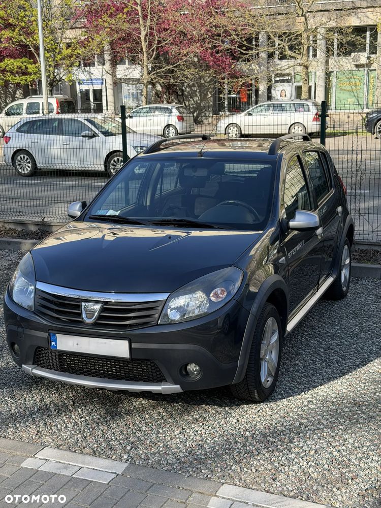 Dacia Sandero - 1