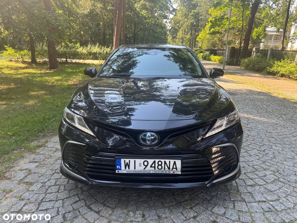 Toyota Camry 2.5 Hybrid Executive CVT - 2