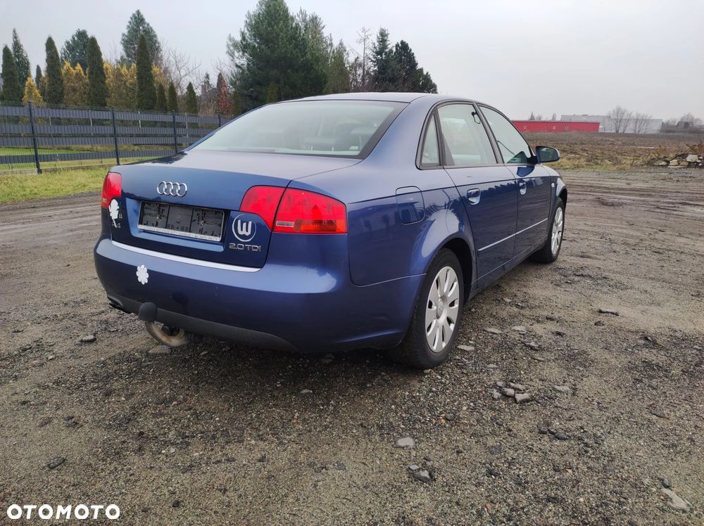 Audi A4 Limousine 2.0 TDI - 4