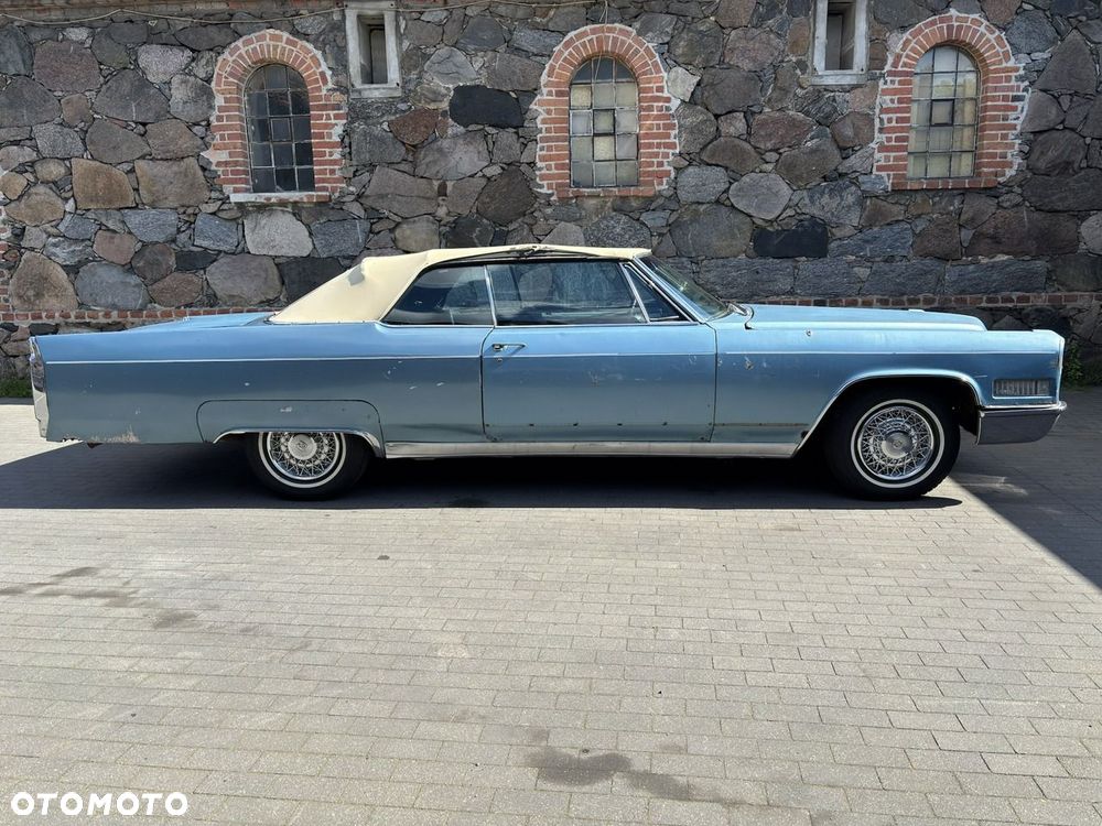 Cadillac Deville - 7