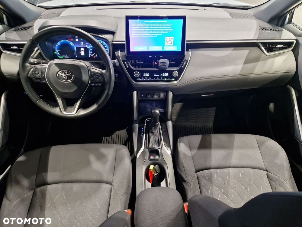 Toyota Corolla Cross - 12