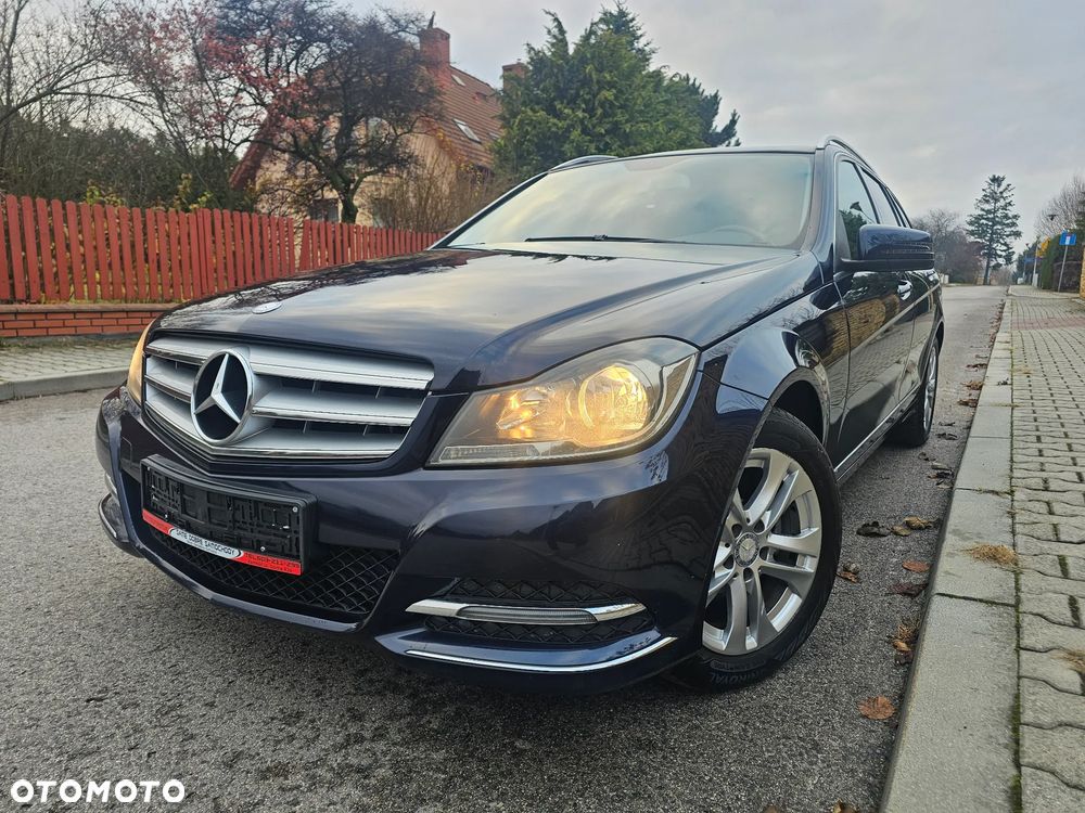 Mercedes-Benz Klasa C 200 CDI BlueEff Elegance