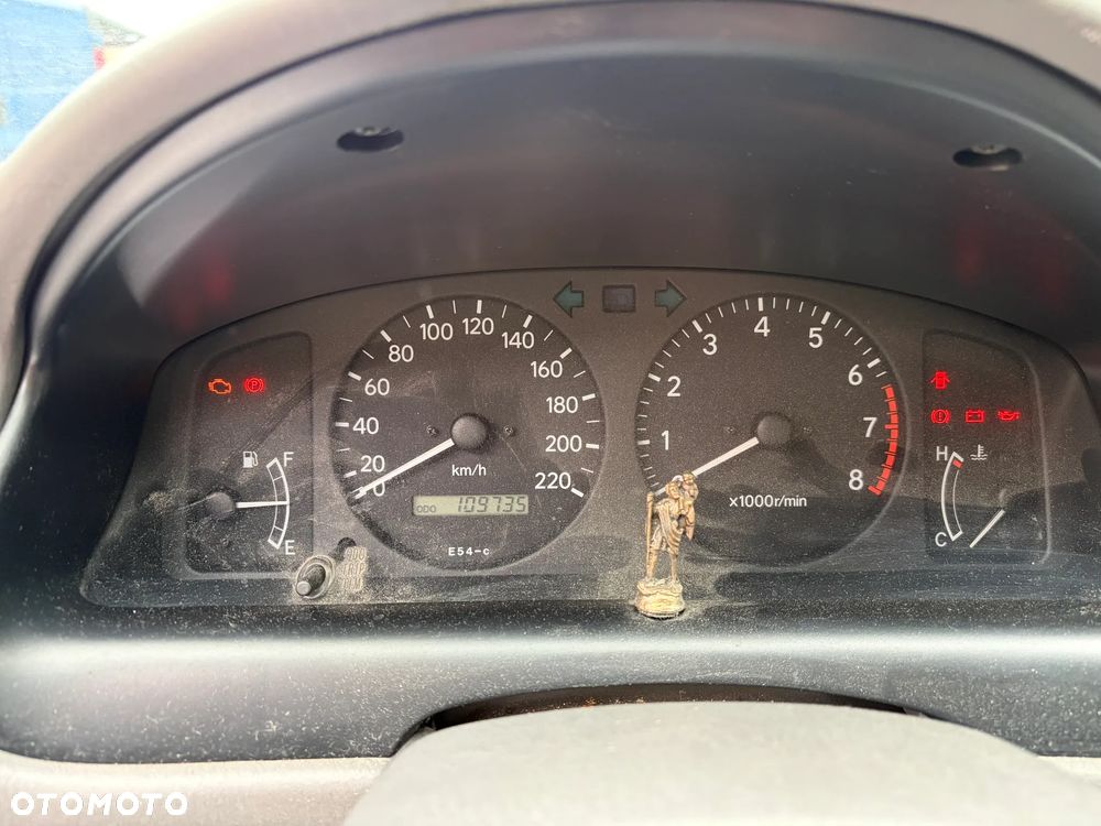 Toyota Corolla - 15