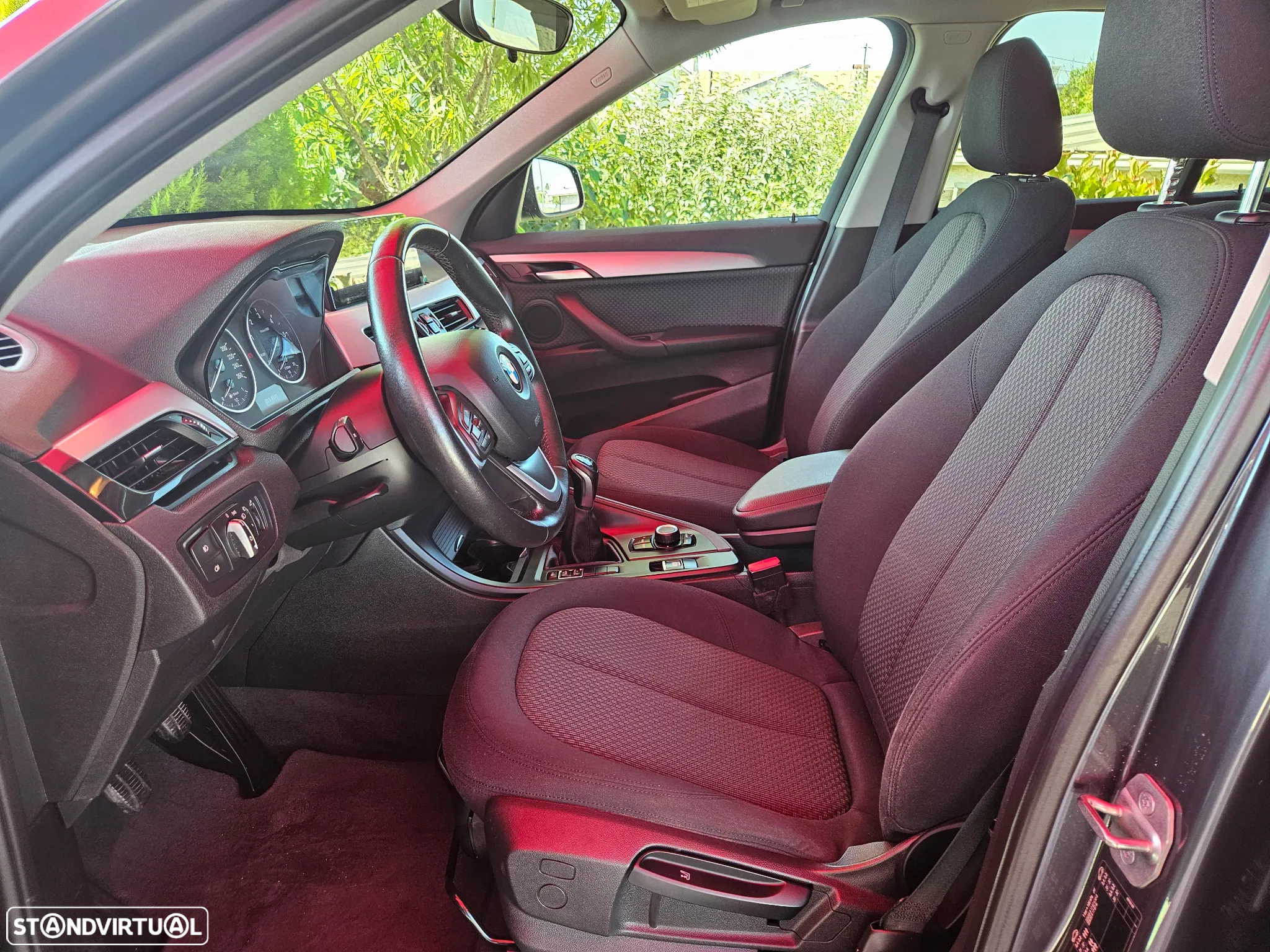 BMW X1 18 d sDrive Advantage - 13
