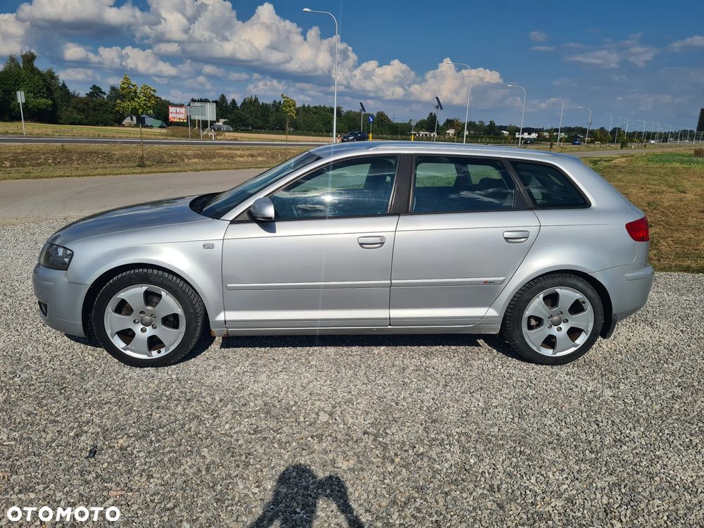 Audi A3 Sportback - 4