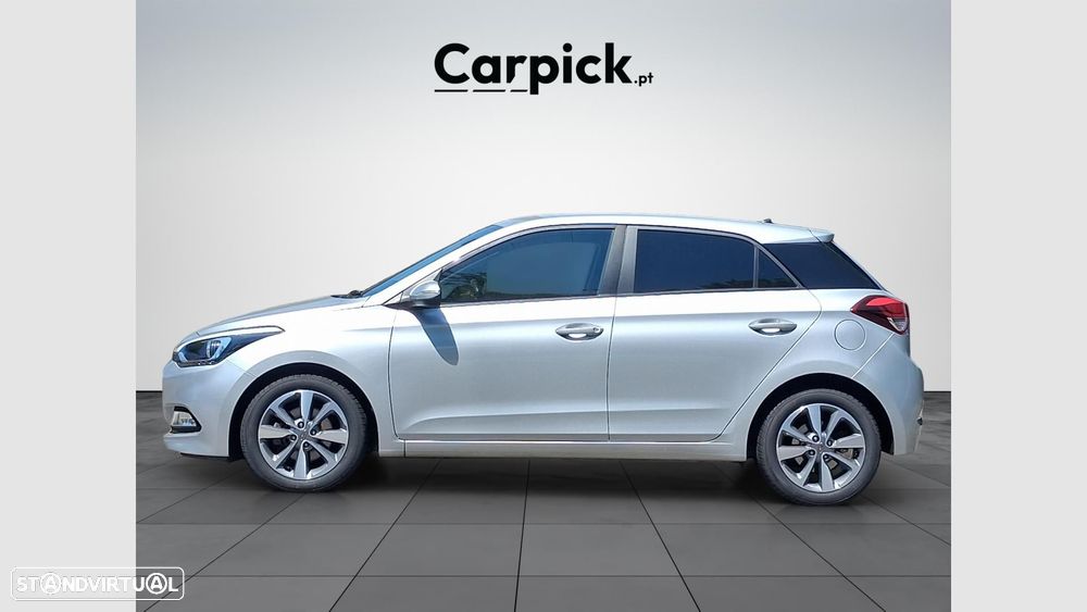 Hyundai i20 1.1 CRDi Comfort+Pack Look+JLL16 - 3