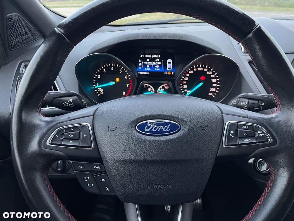 Ford Kuga 1.5 EcoBoost 2x4 ST-Line - 22