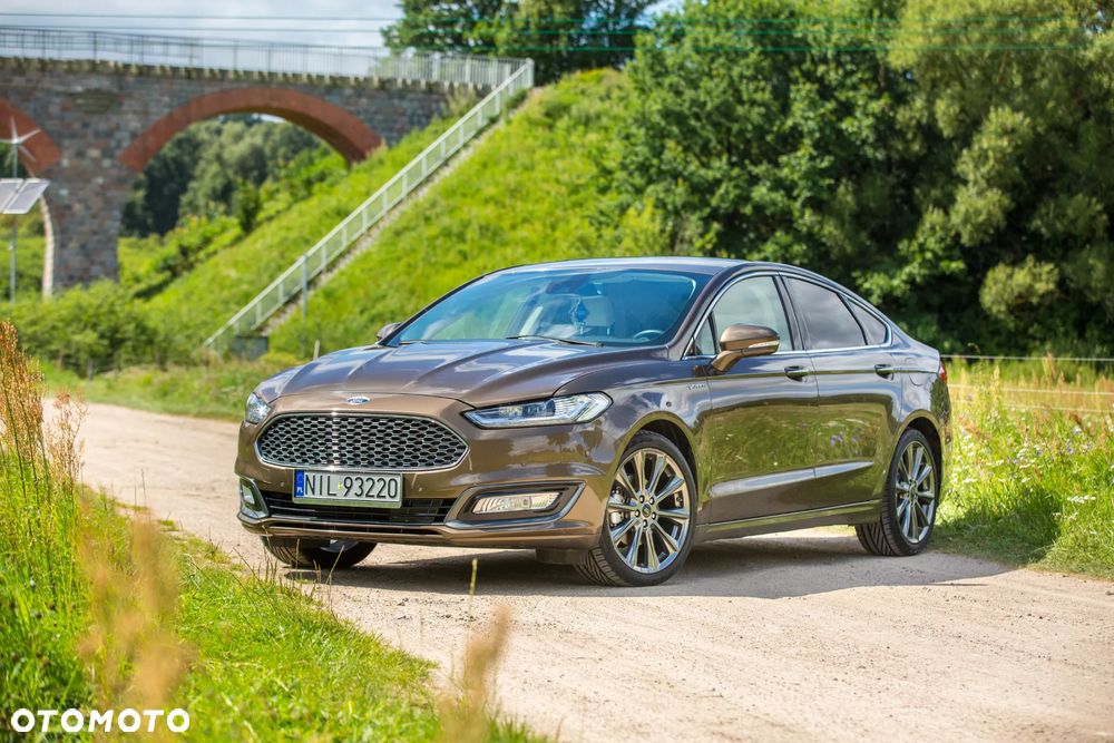 Ford Mondeo Vignale 2.0 TDCi PowerShift - 11