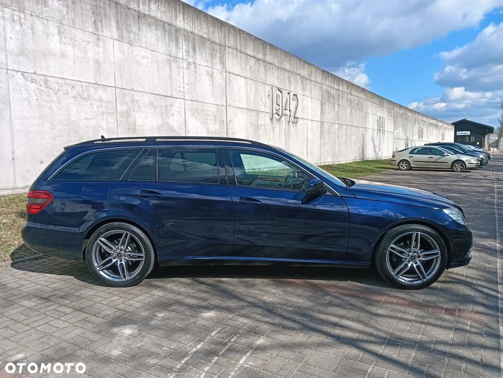 Mercedes-Benz Klasa E 220 CDI DPF BlueEFFICIENCY 7G-TRONIC - 3