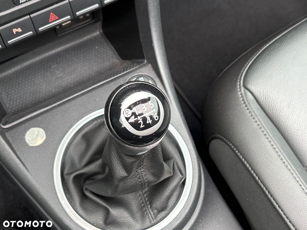 Volkswagen Beetle 1.4 TSI Blue Motion Technologie Design - 26