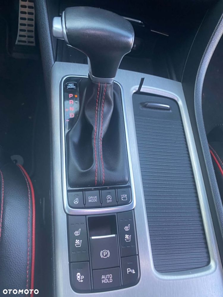 Kia Optima Sportagon 1.6 T-GDI DCT OPF GT Line - 32