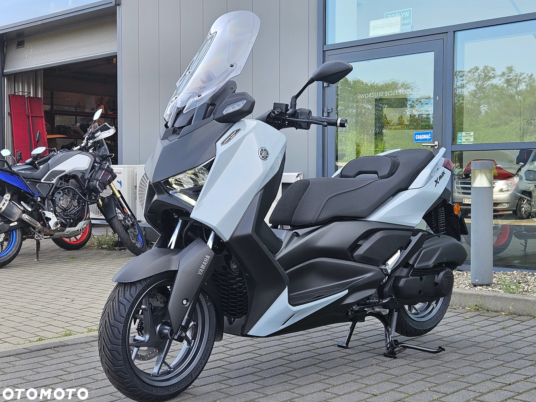 Yamaha X-max - 6
