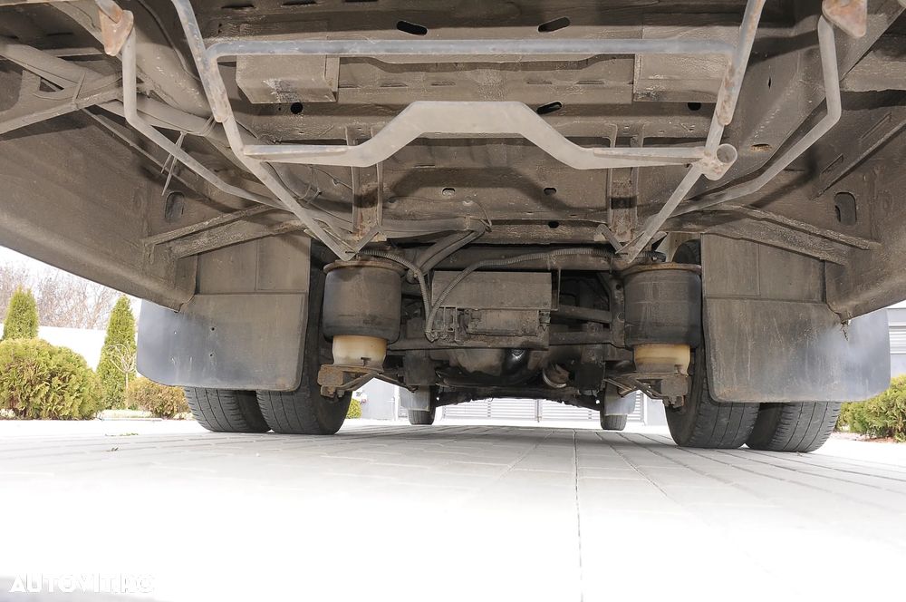 Volkswagen Crafter - 26