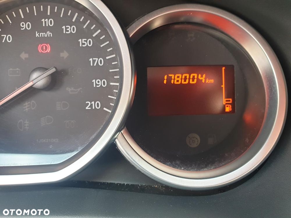 Dacia Sandero 0.9 TCe Laureate S&S - 11