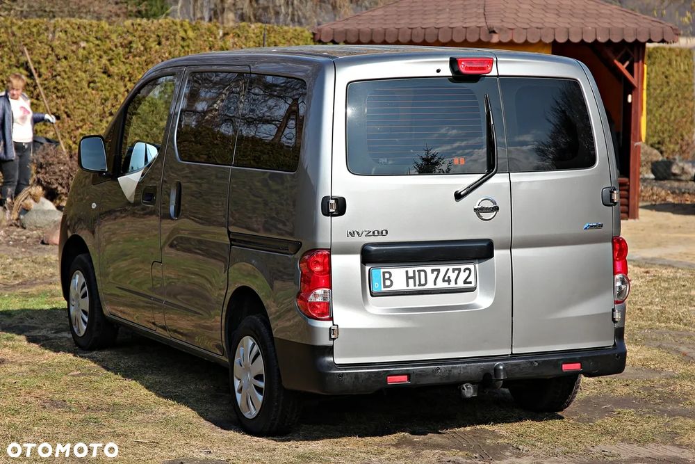 Nissan NV200 - 4
