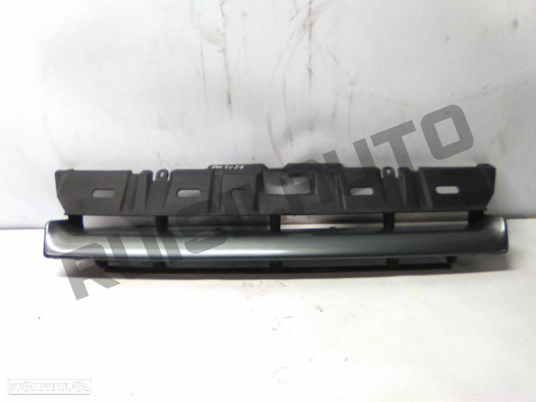 Grelha Frente Principal  Renault 25 [1983_1992] 2.0 - 1