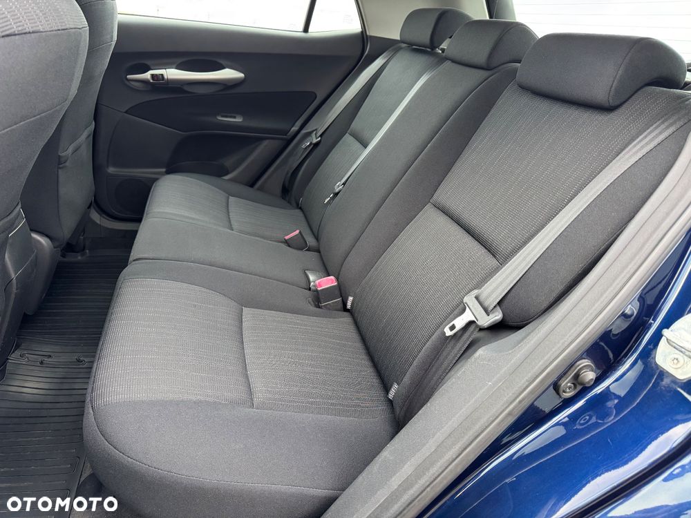 Toyota Auris 1.6 VVT-i Executive - 26