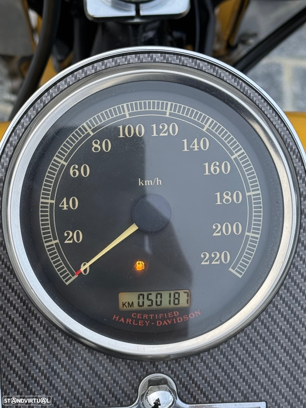 Harley-Davidson Fat Boy Fatboy FLSTF 1450 Edição Yellow Pearl - 5