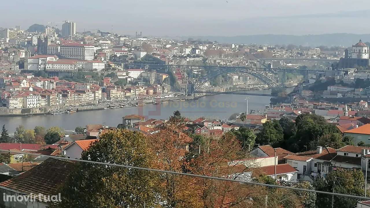 Apartamento de Prestígio com 3 Suítes e Excelente Luminosidade - Grande imagem: 3/13