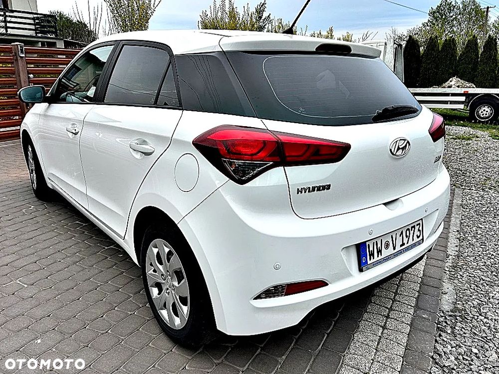 Hyundai i20 blue 1.2 YES Gold - 4