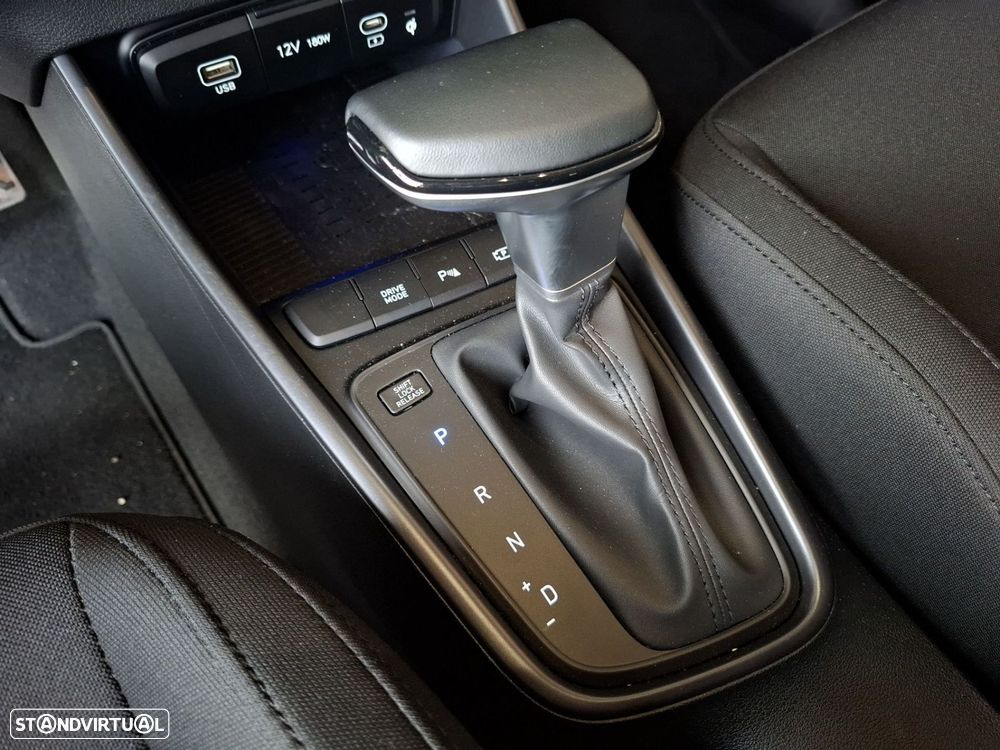 Hyundai Bayon 1.0 T-GDI Premium (TT) DCT - 17