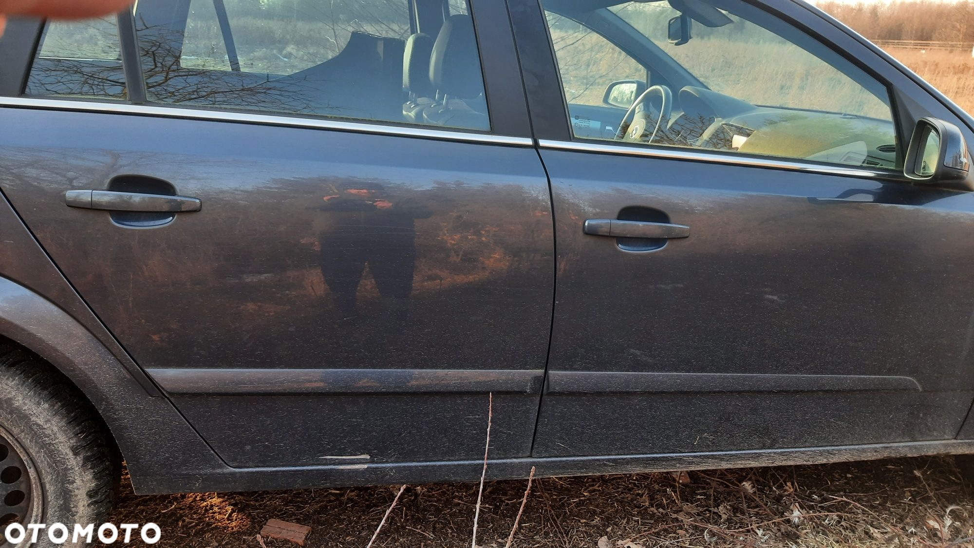 Drzwi lak. Z168 Opel Astra H kombi 3 kompletne - 2