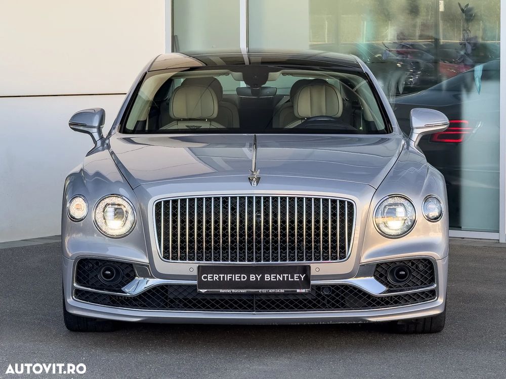 Bentley Flying Spur - 3