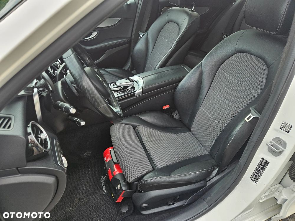 Mercedes-Benz Klasa C 200 (BlueTEC) d T 7G-TRONIC Avantgarde - 23