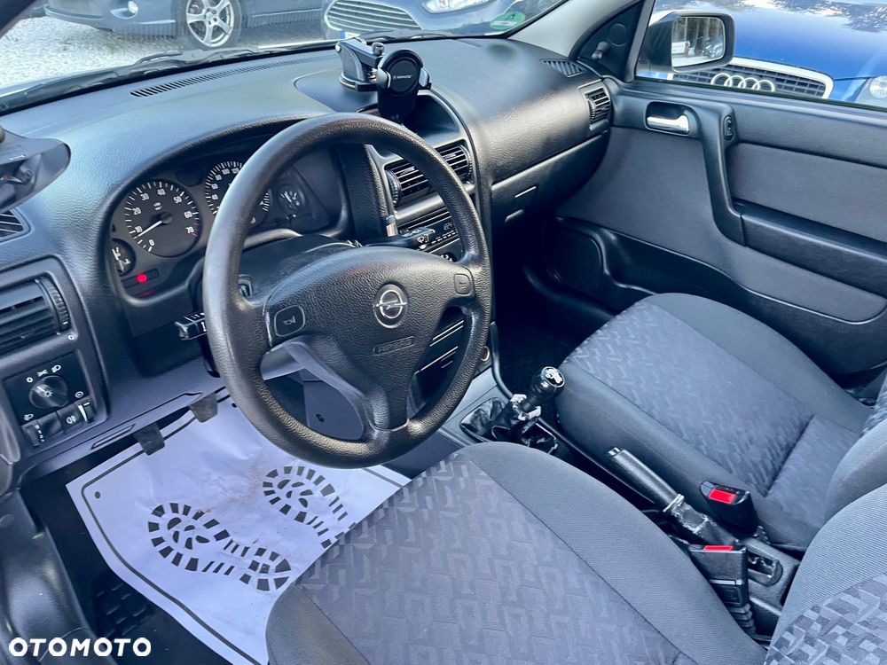 Opel Astra 1.6 GL - 5